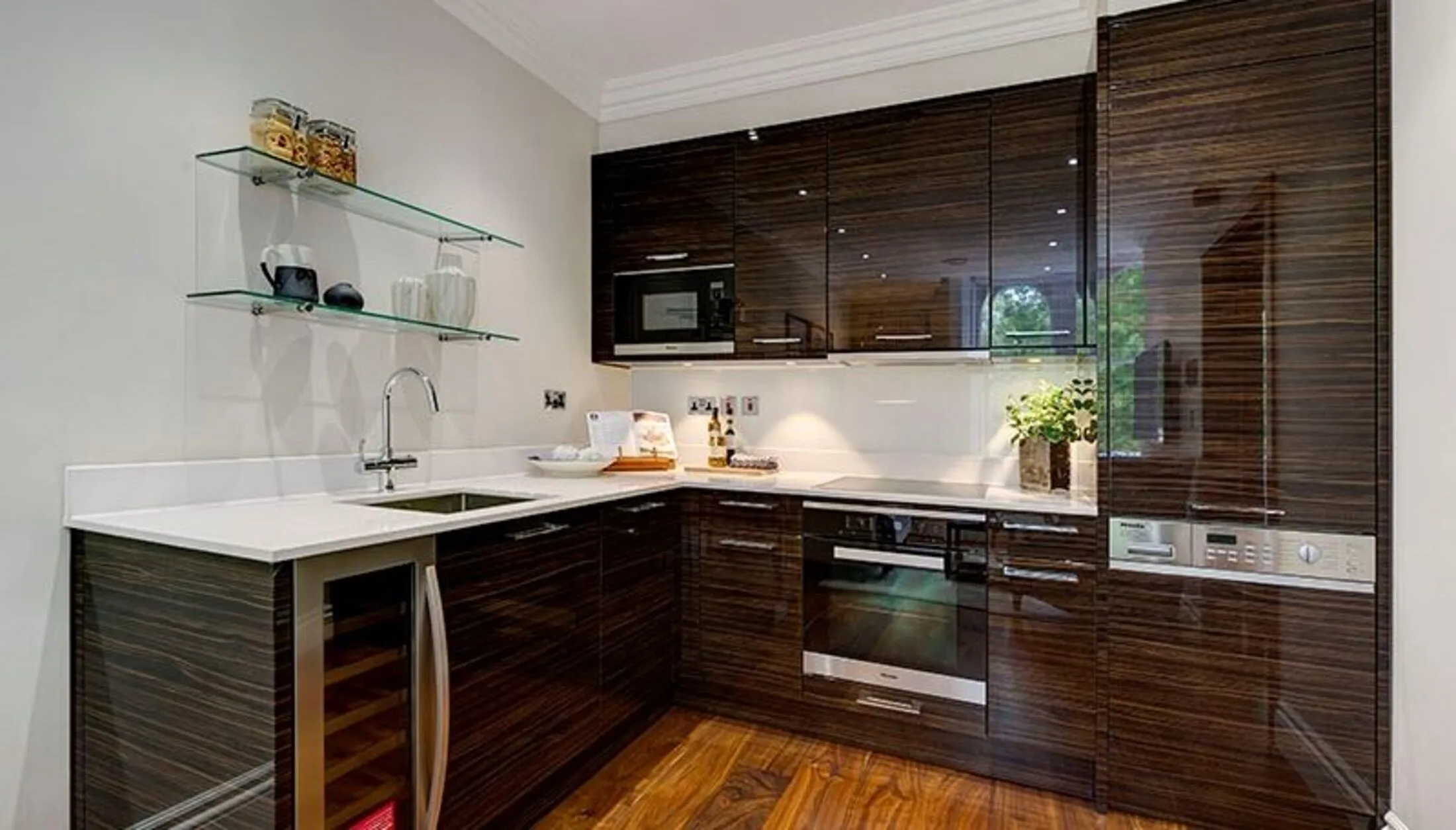 Flat Kensington Gardens Square in City of Westminster