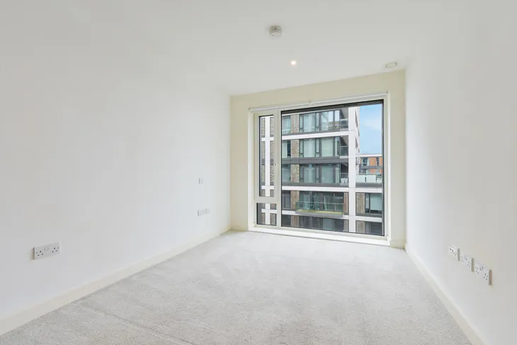 Flat Duke of Wellington Avenue in Greater London