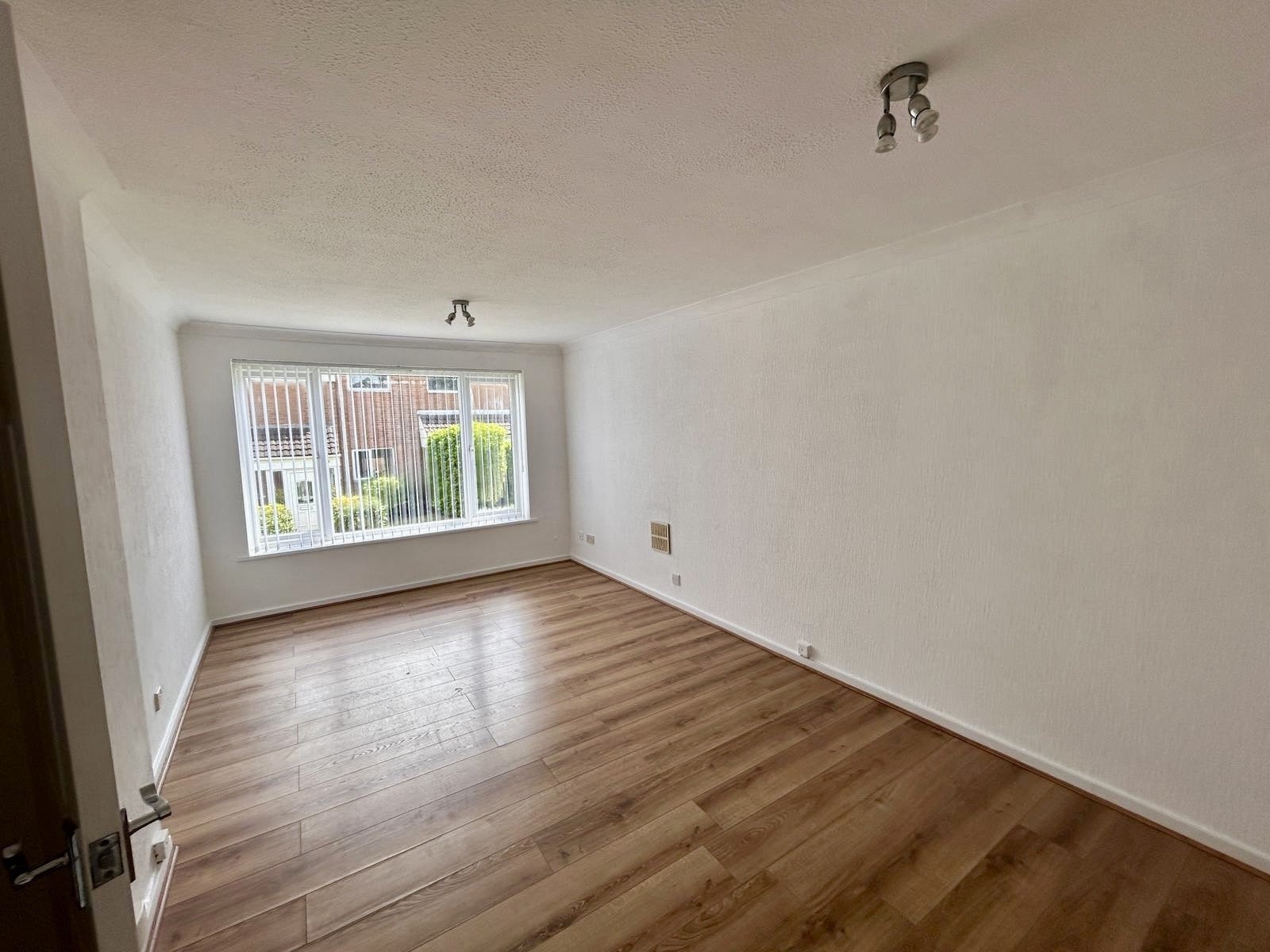 Flat Marden Walk in Birmingham