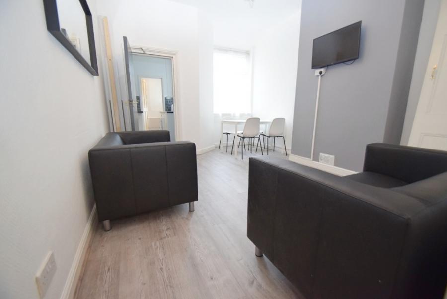 Room Spencer Road in Stoke-on-Trent