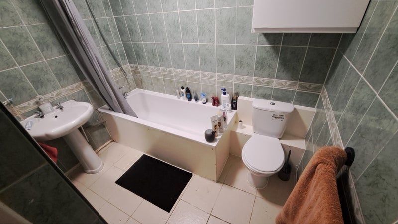 Room Gramer Close in Greater London