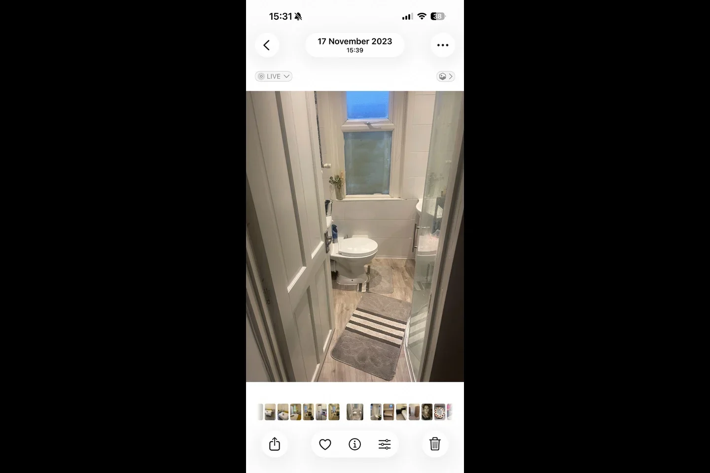 Room Colindale Avenue in Greater London