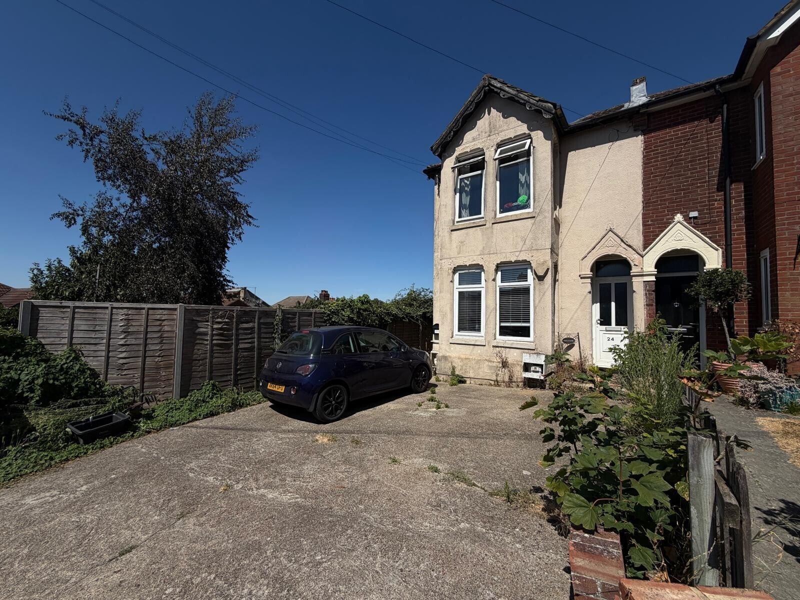 Flat Bond Road in Southampton