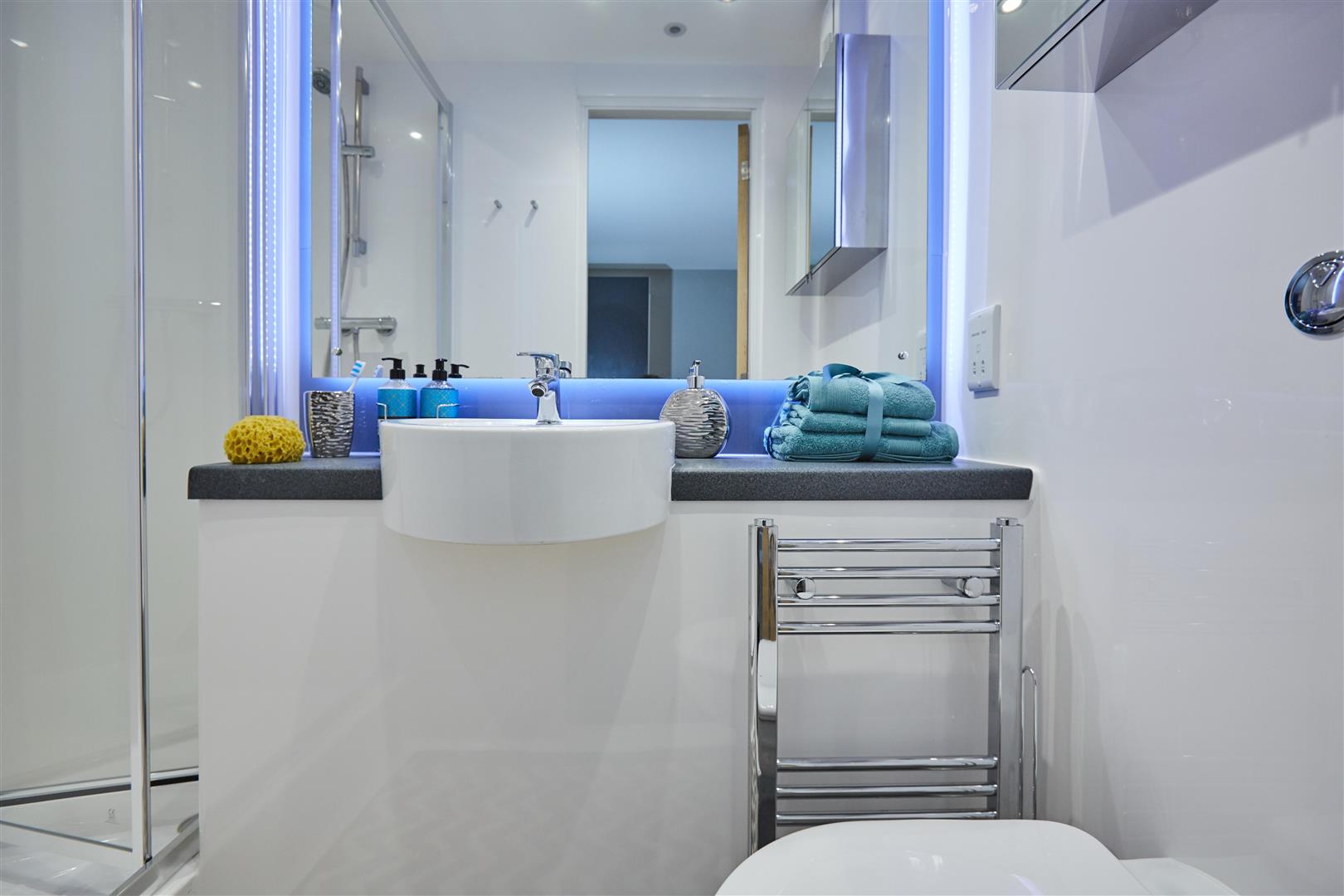 Room Blackhorse Lane in Greater London