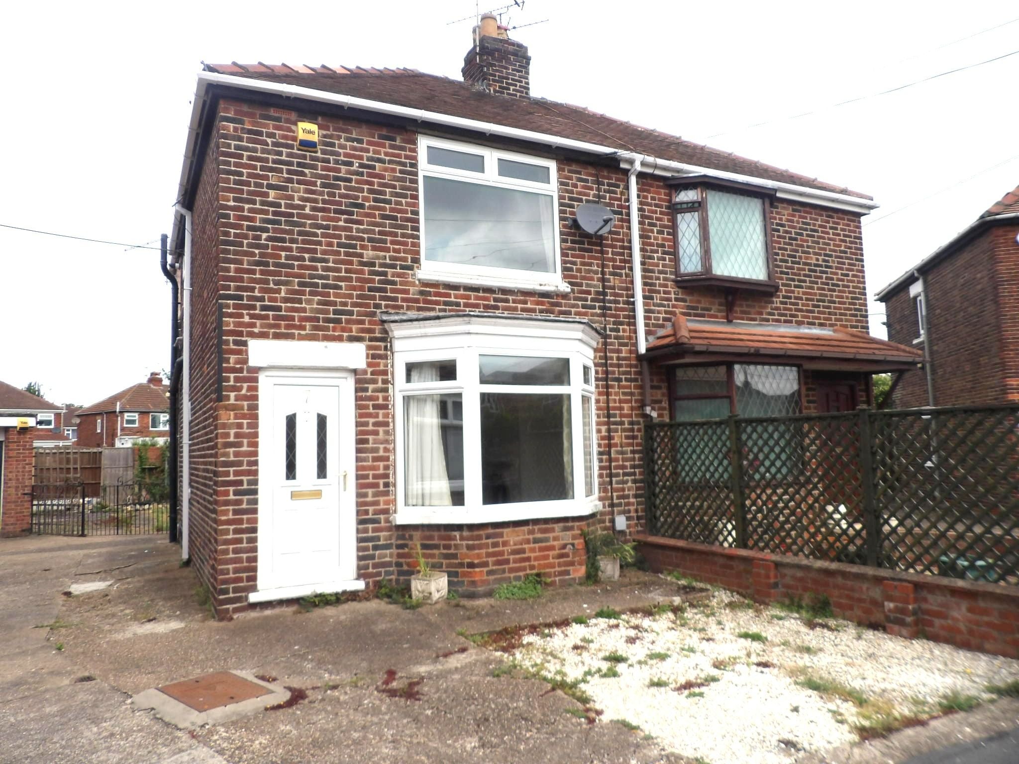 House Crompton Avenue in Doncaster