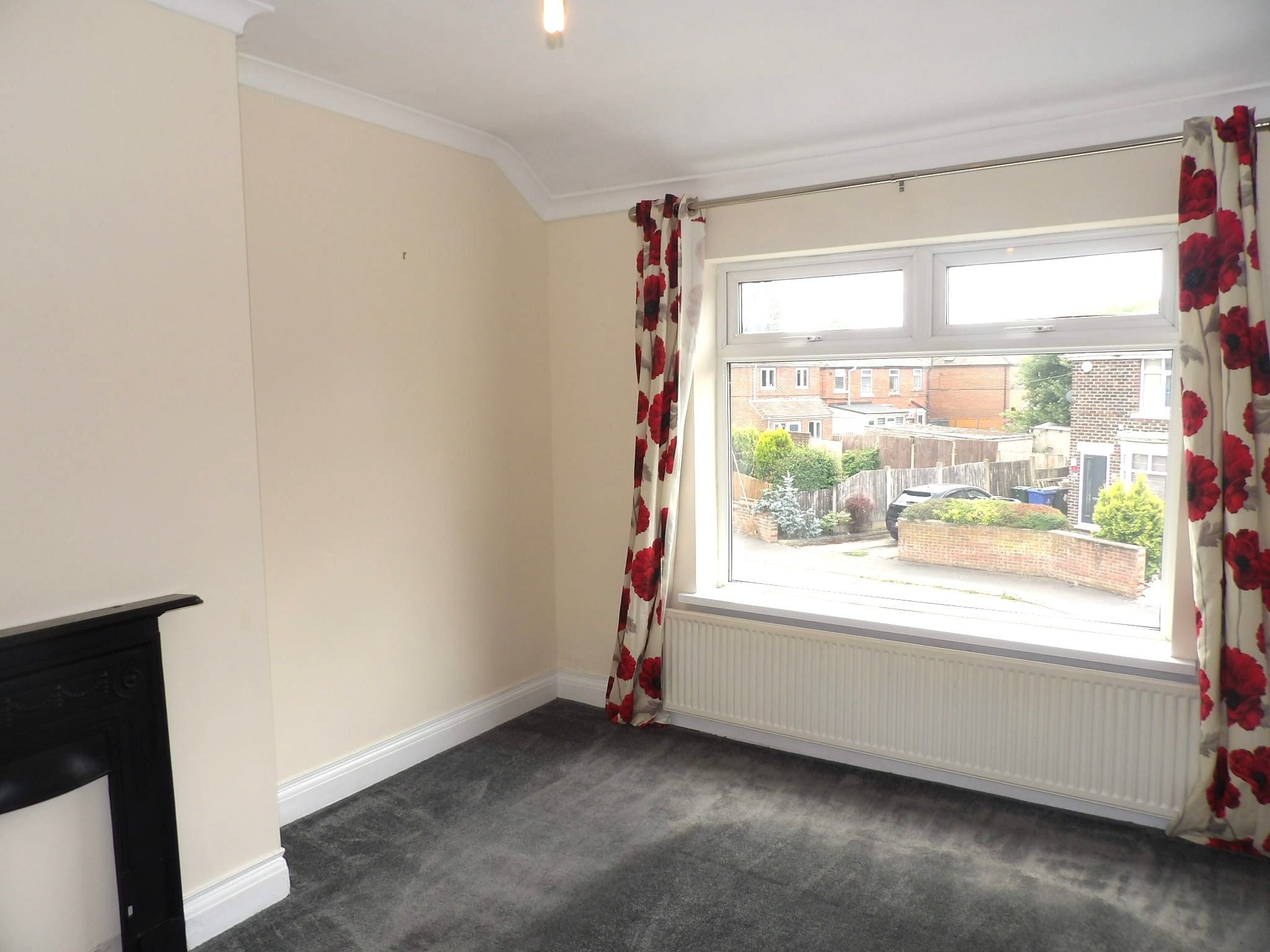 House Crompton Avenue in Doncaster