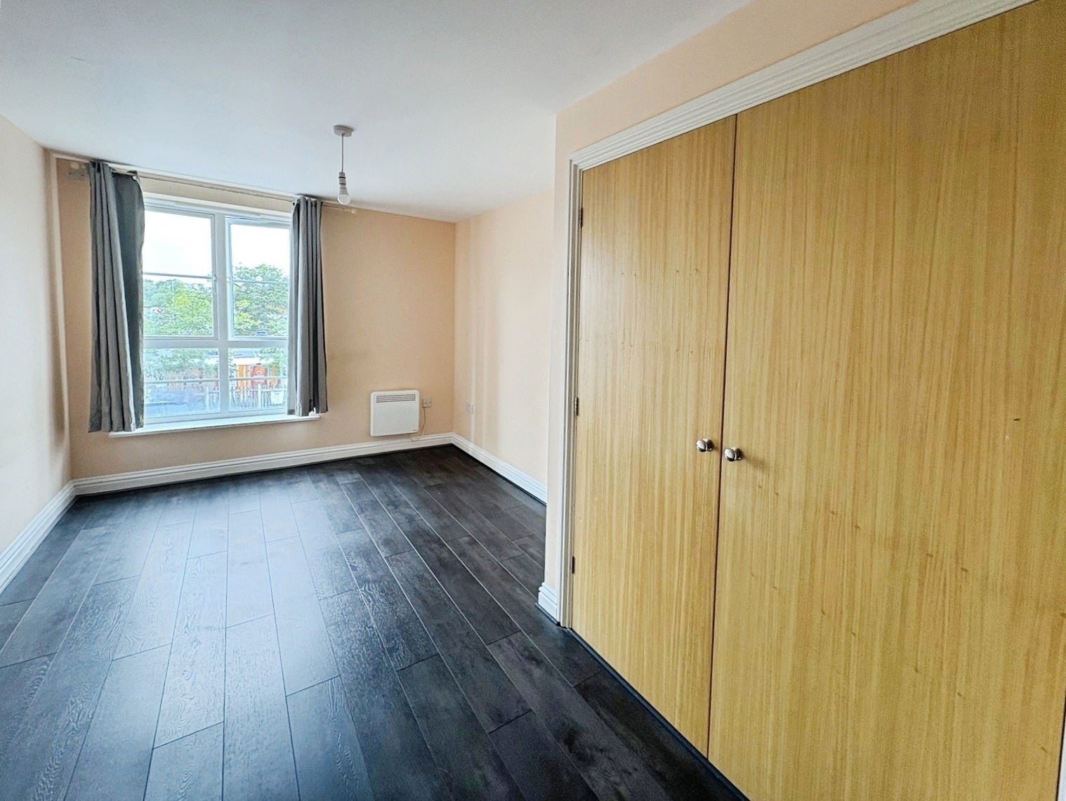 Flat Tudor Way in Woking