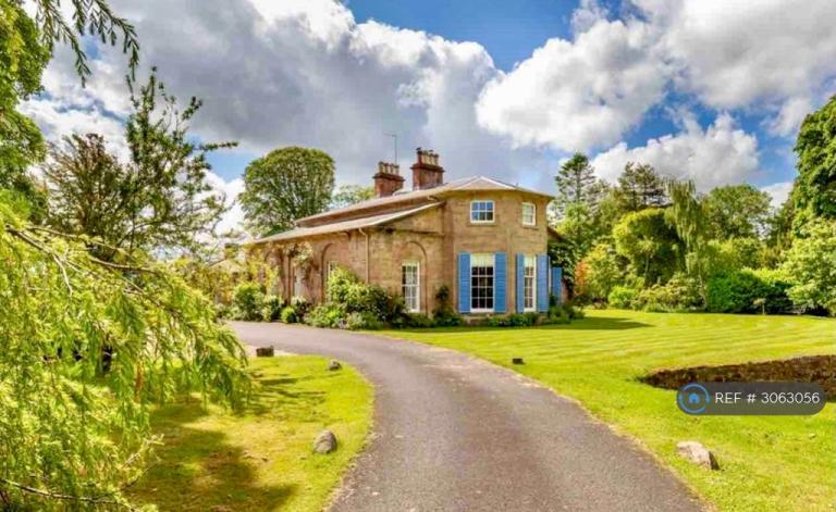 House Kirkmichael Road in Maybole