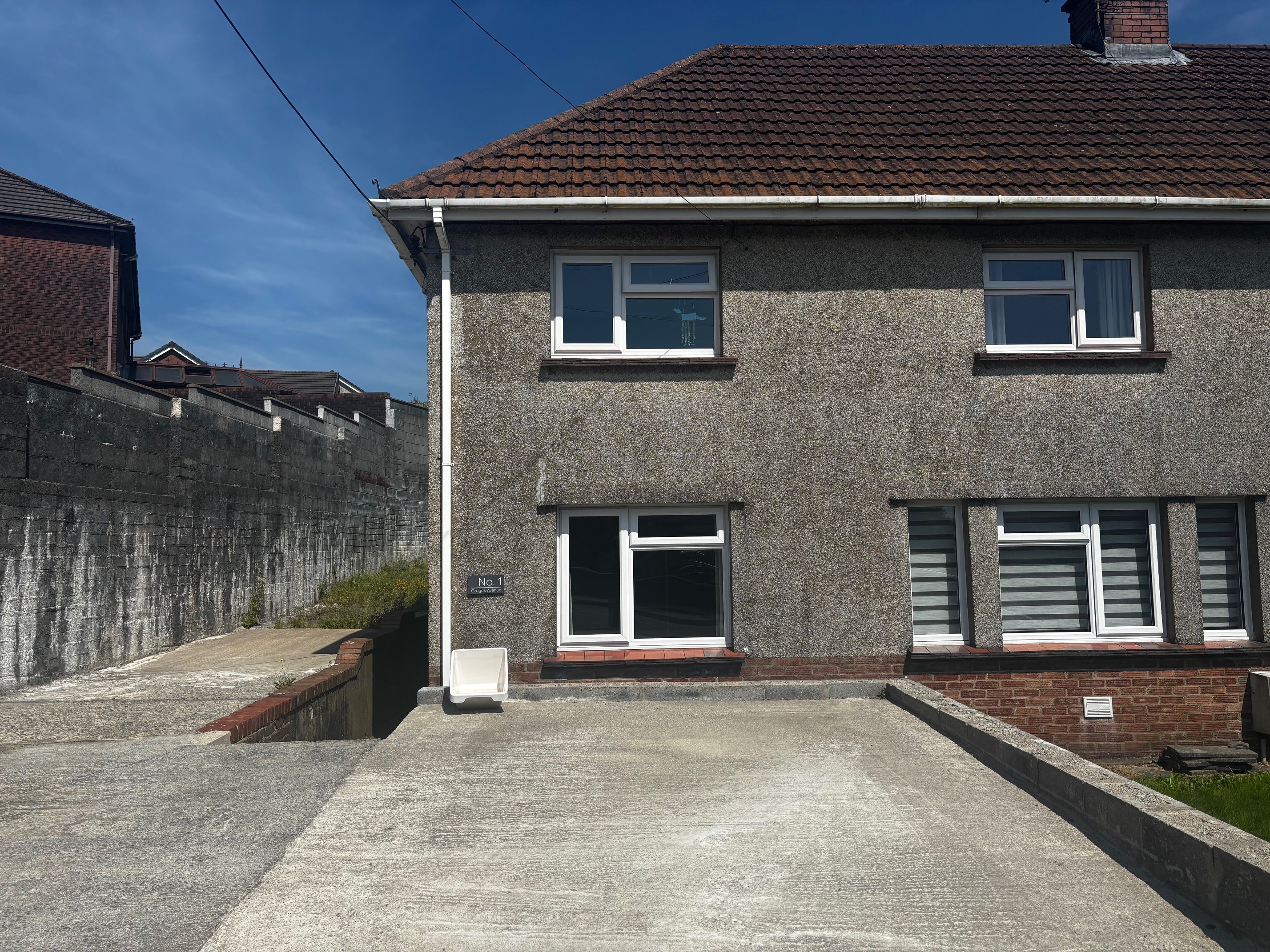 House Grugos Avenue in Pontyberem