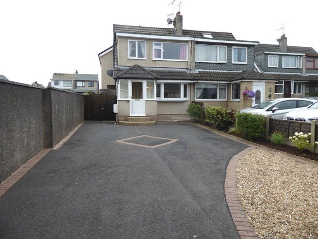 House Sands Road in Ulverston