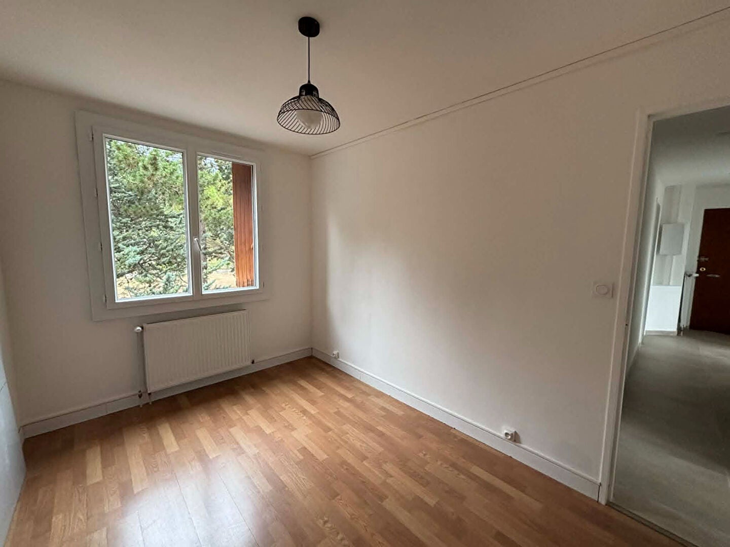 Appartement Avenue Camille Saint-Saëns à Château-Arnoux-Saint-Auban