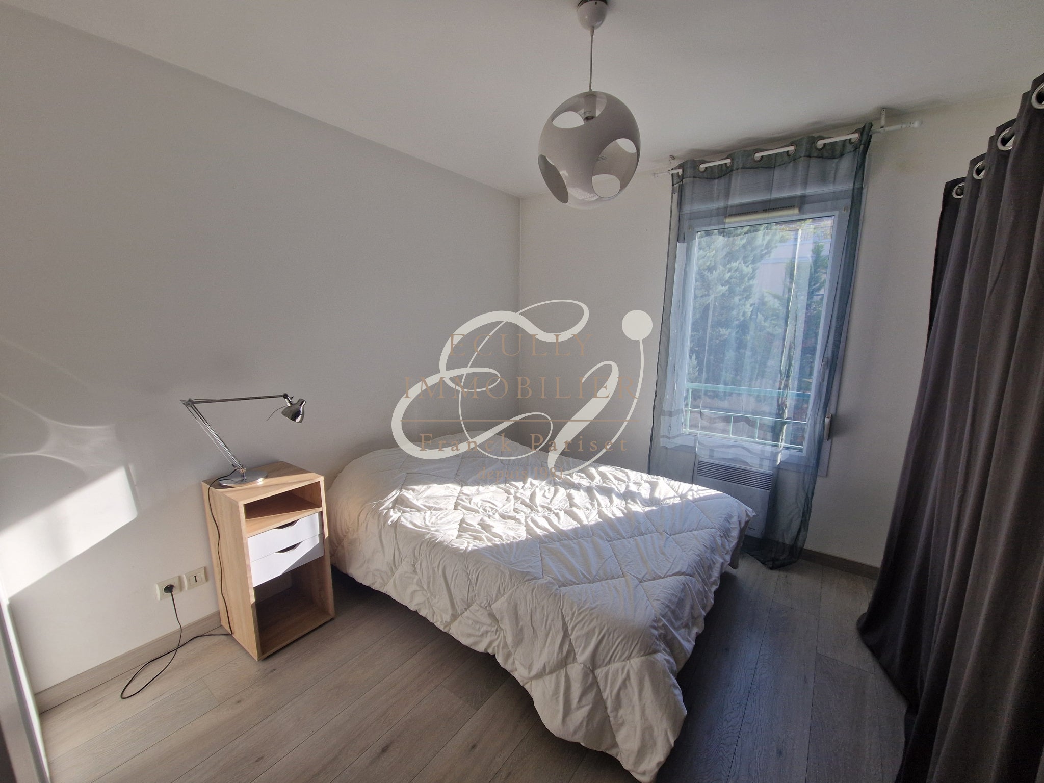 Appartement Place du Pérollier à Écully