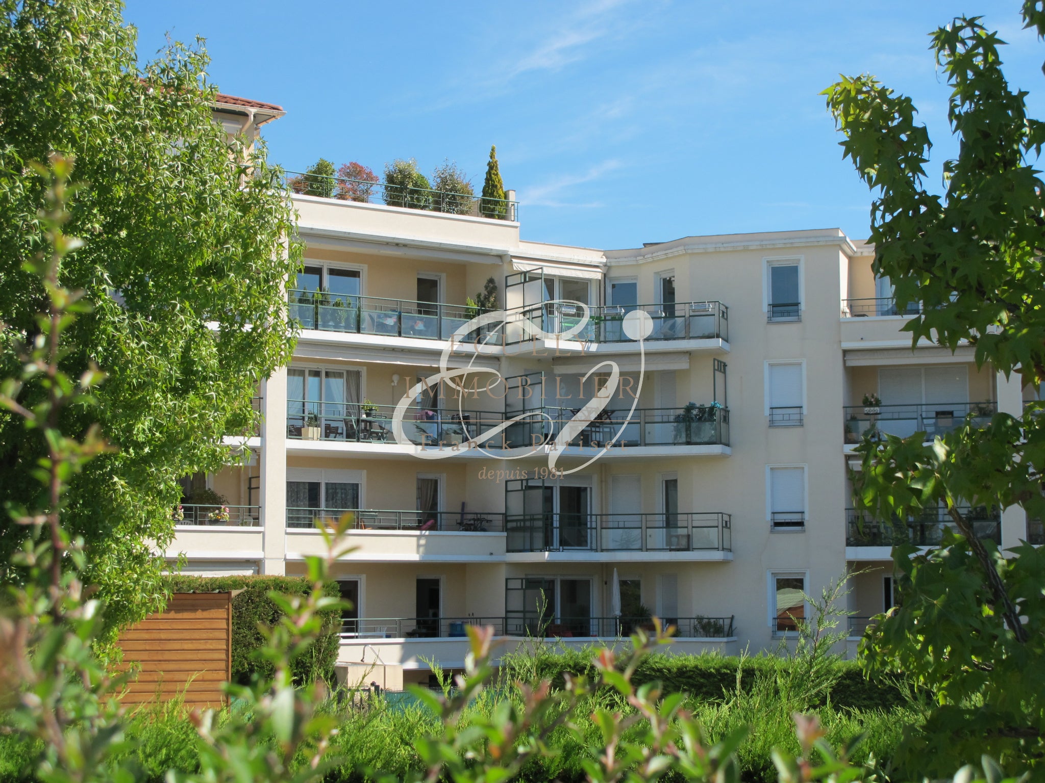 Appartement Place du Pérollier à Écully