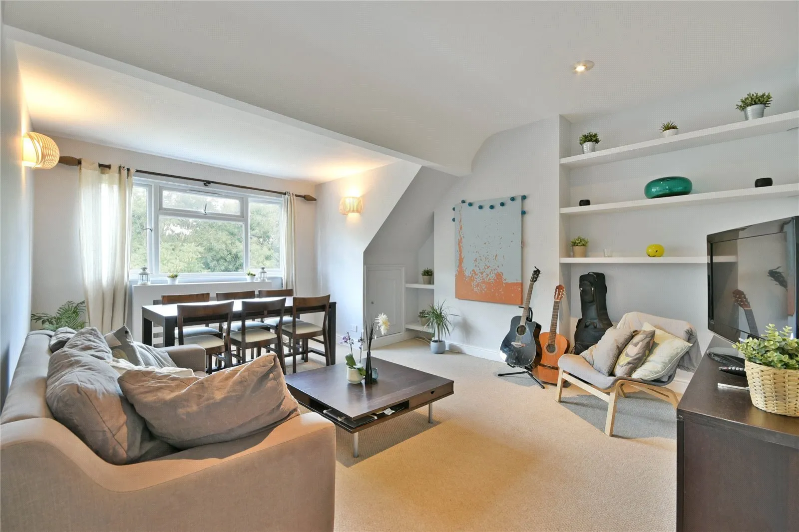 Flat Chatsworth Road in Greater London