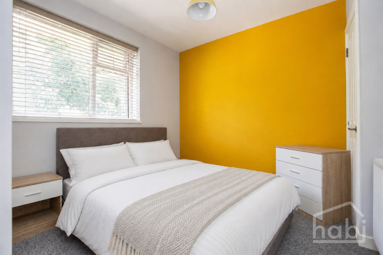 Room Winchcomb Road in Norwich
