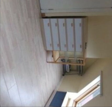 Flat Eveline Road in Greater London