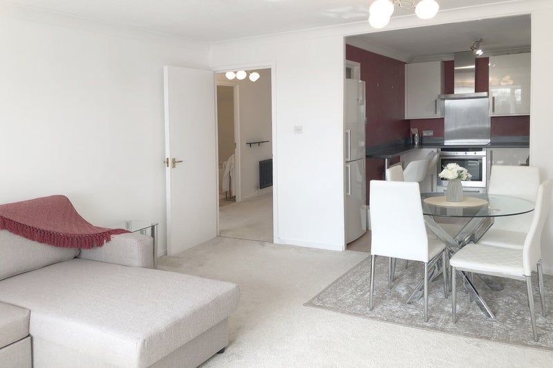 Flat Widmore Road in Greater London