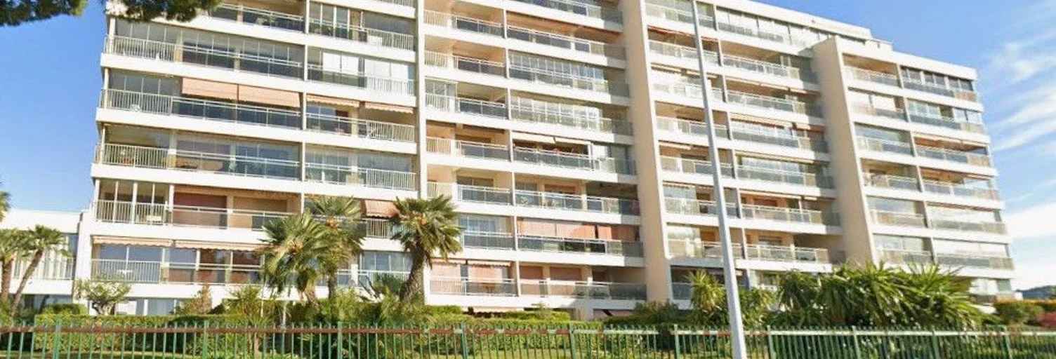 Flat Boulevard du Midi Louise Moreau in Cannes