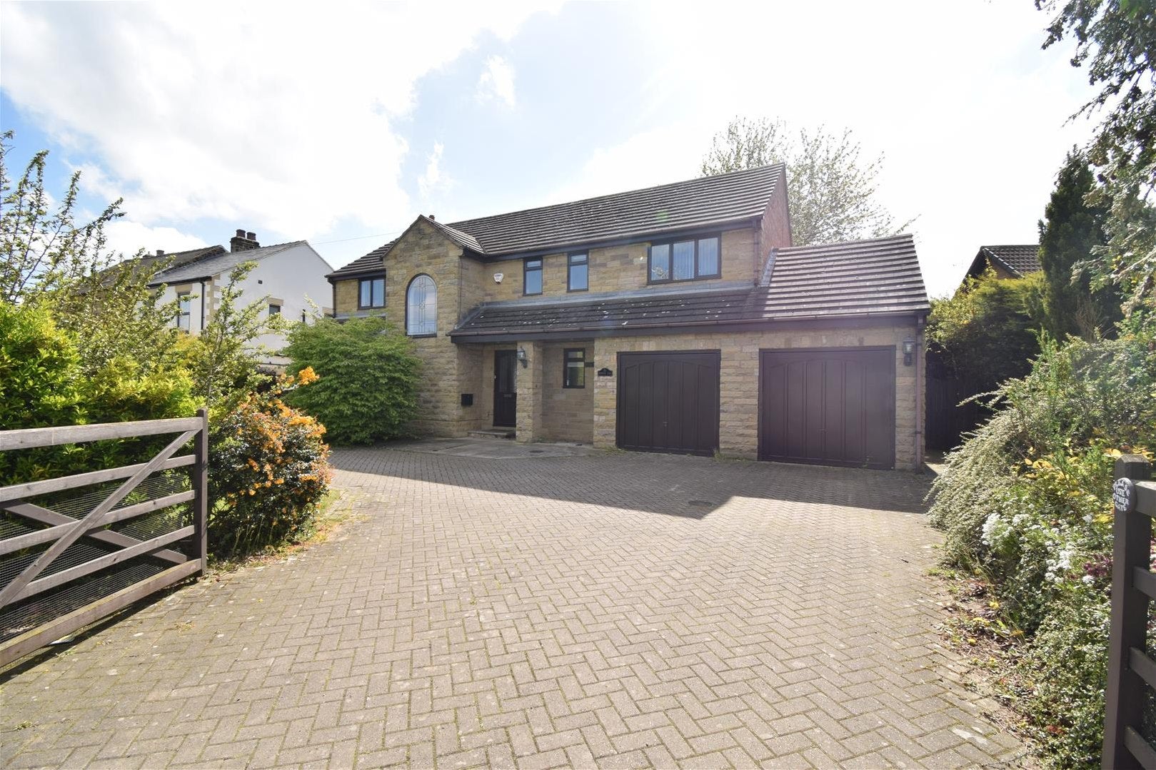 House Stoney Lane in Wakefield
