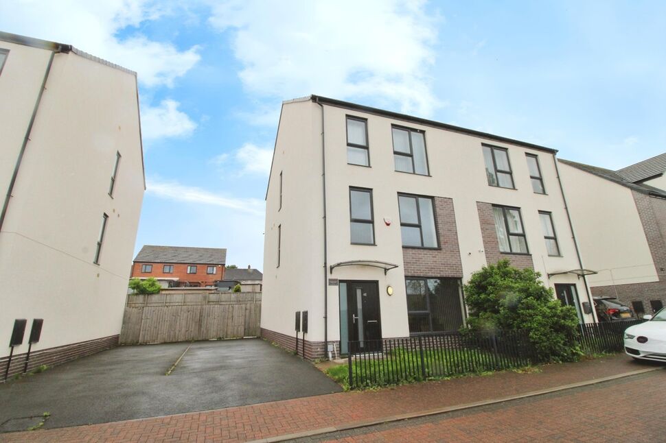 Flat Brearley Drive in Sheffield