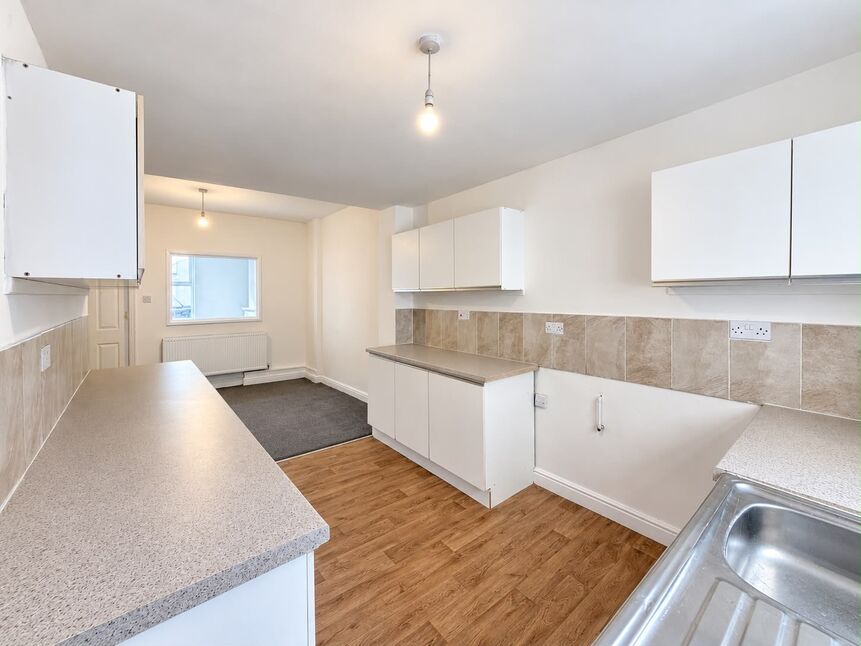 Flat Egton Street in Kingston Upon Hull