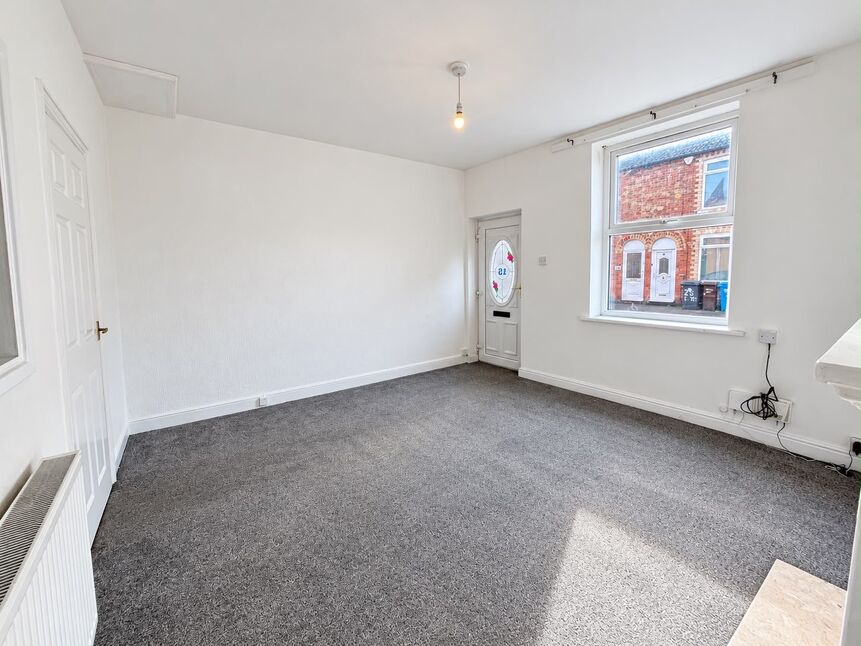 Flat Egton Street in Kingston Upon Hull