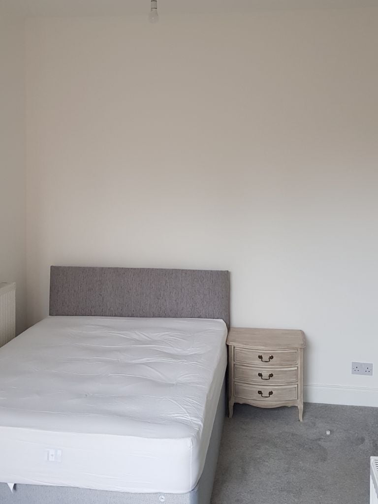 Flat Priory Terrace in Royal Leamington Spa
