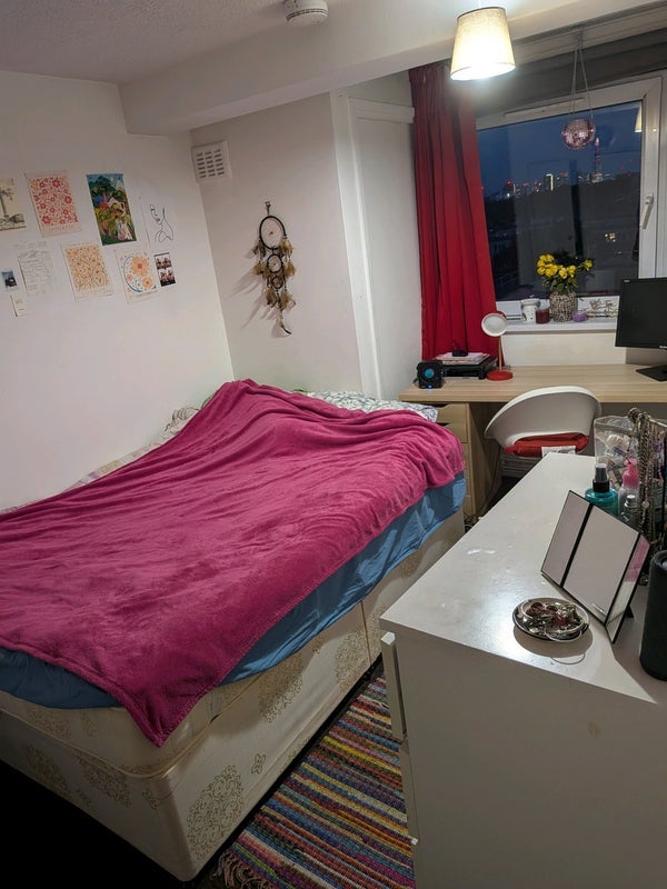 Room Southern Grove in Greater London