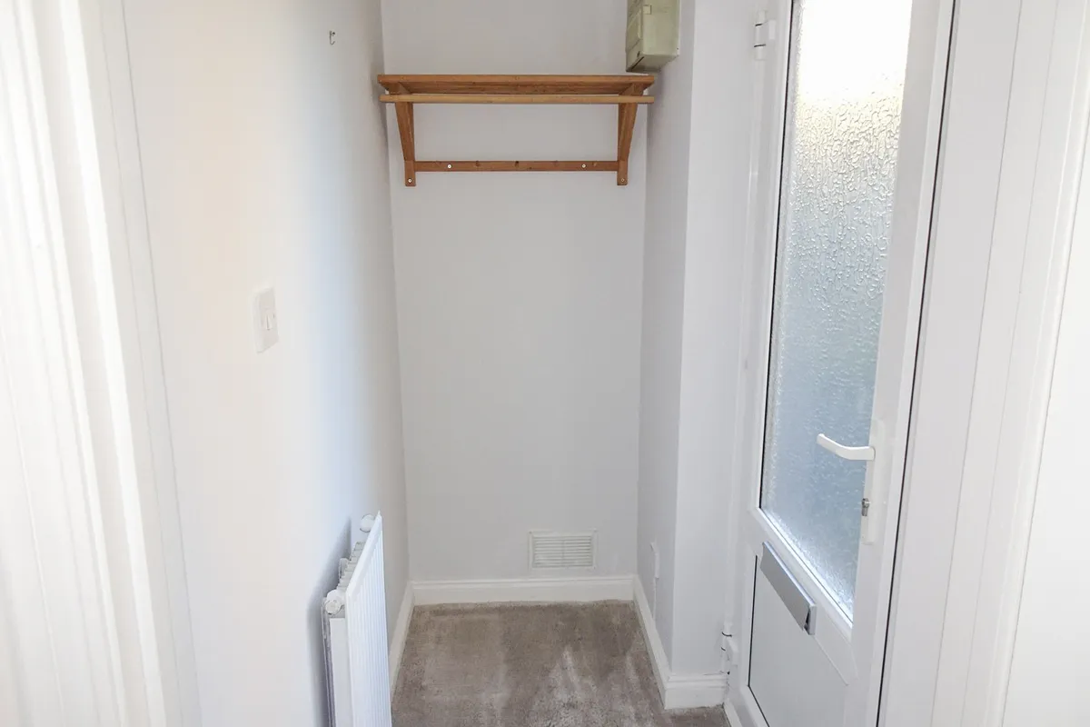 Room Harding Close in South Cambridgeshire