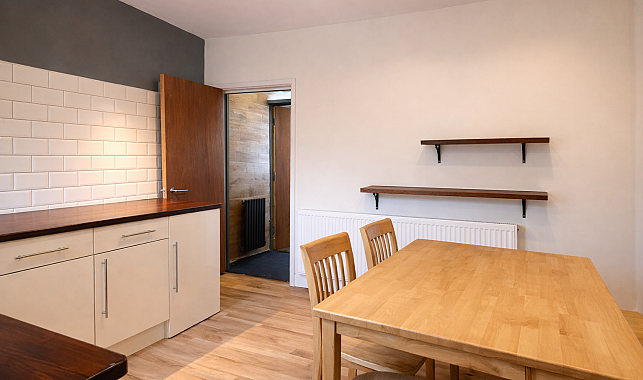 Flat Lancing Road in Sheffield