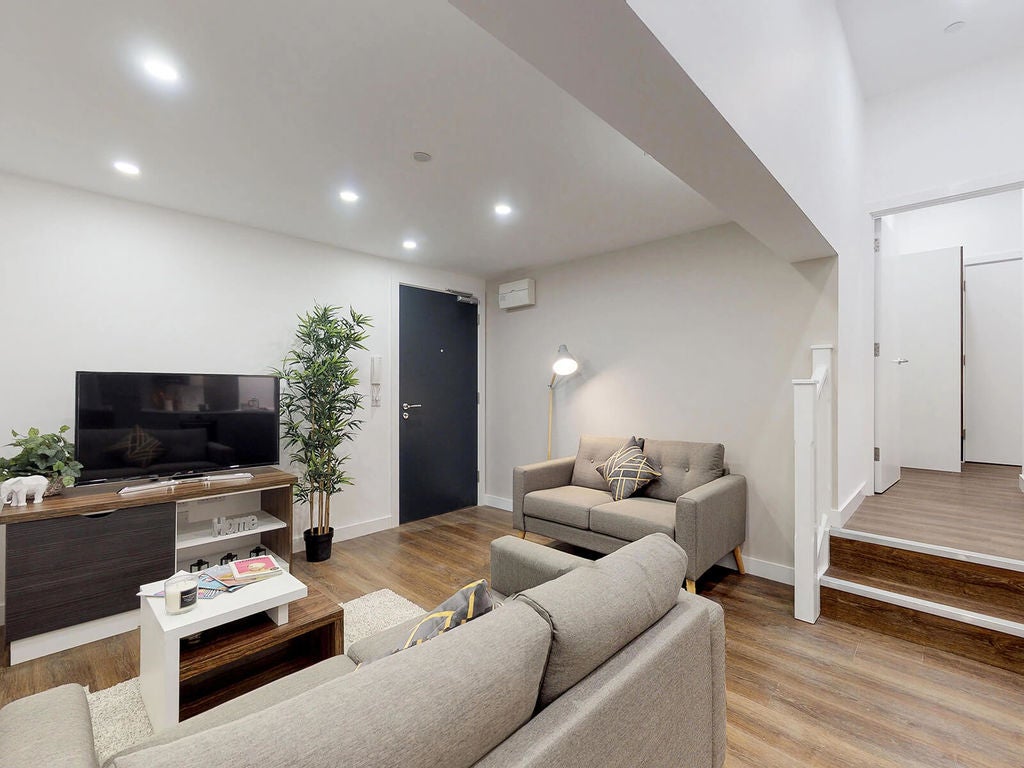 Flat Furnival Gate in Sheffield