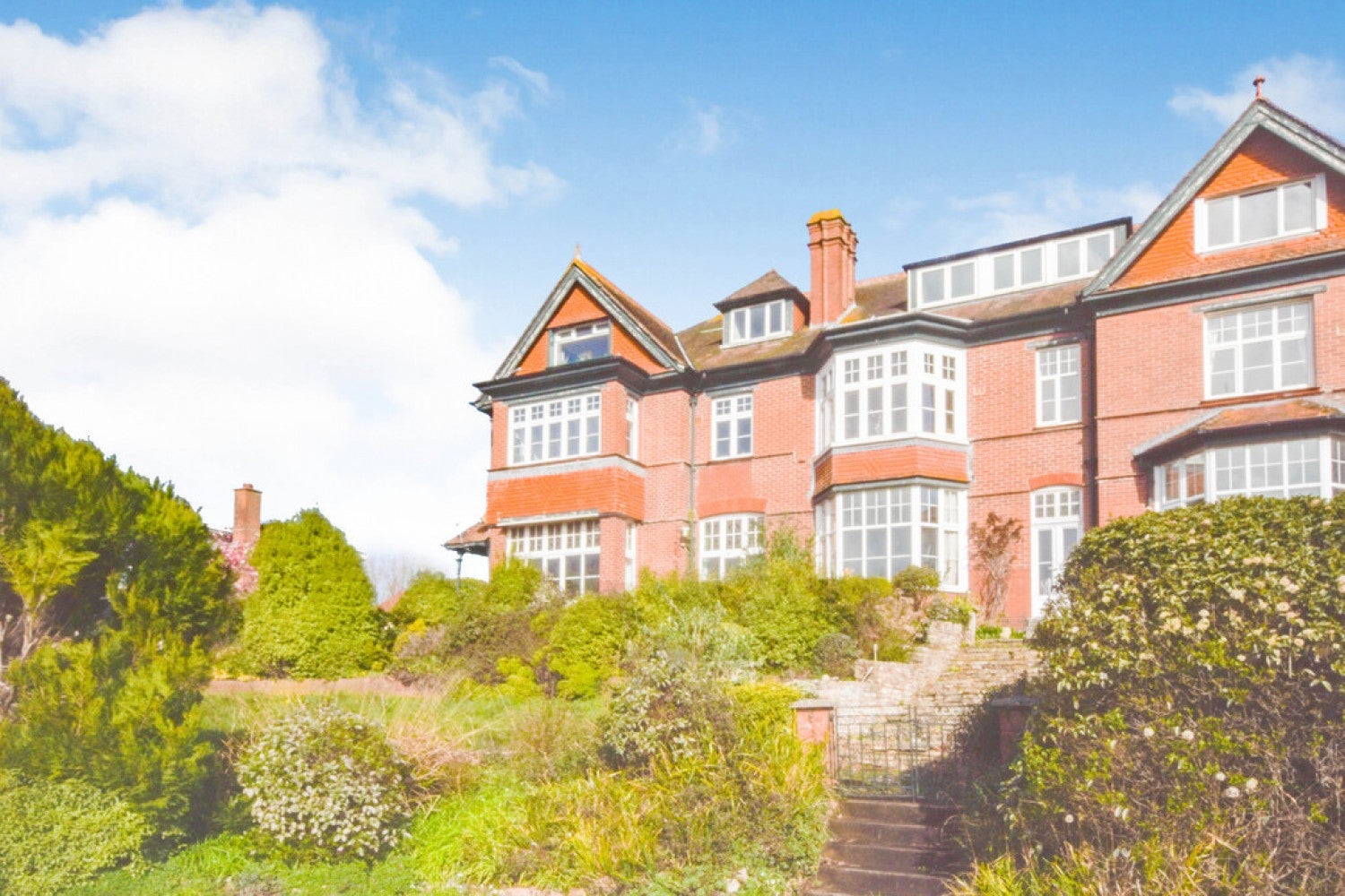 Flat Broadparks Avenue in Exeter