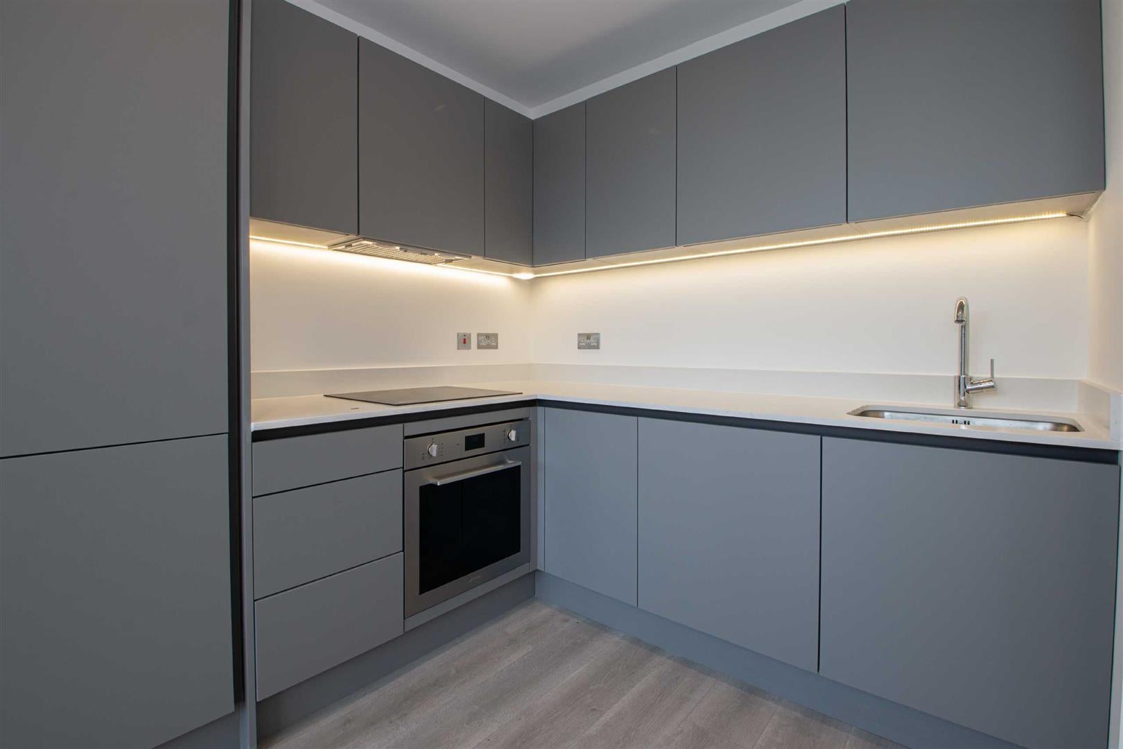Flat Capital Drive in Milton Keynes
