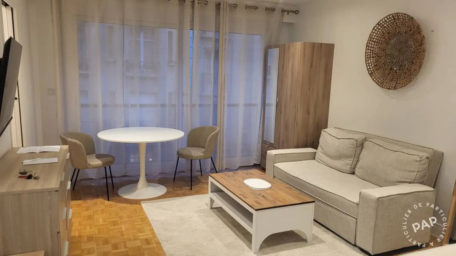 Flat Rue Paul Saunière in Paris