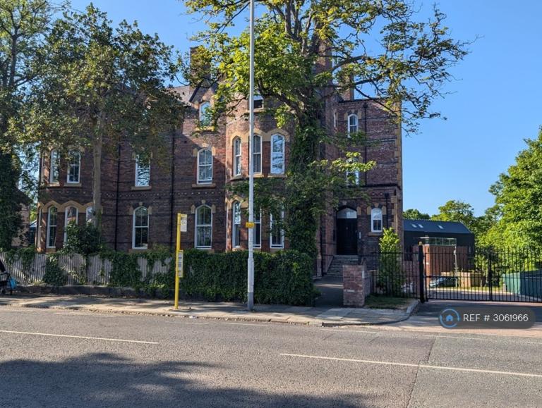 Flat Park Road South in Birkenhead