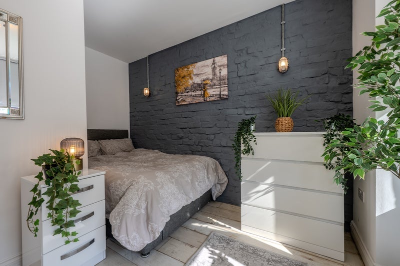 Room Wilbraham Road in Manchester