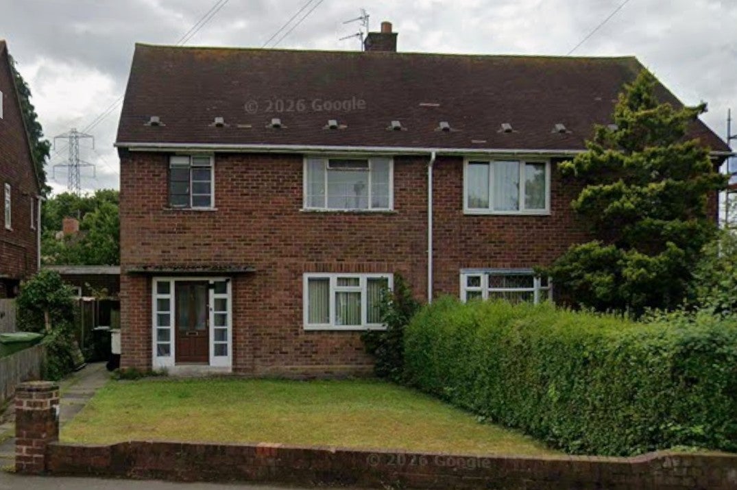 Flat Moat Green Avenue in Wolverhampton