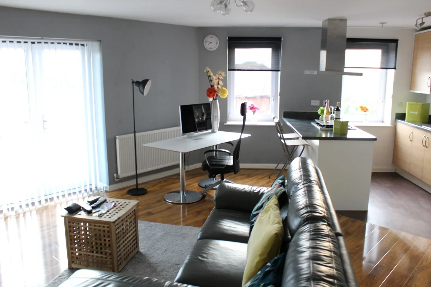 Flat Arisdale Avenue in South Ockendon