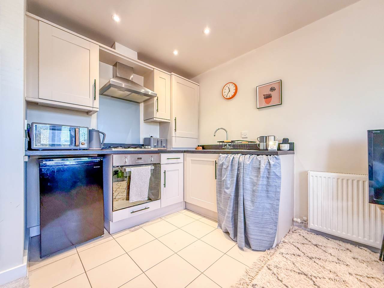 Flat Seafield Road in Bournemouth
