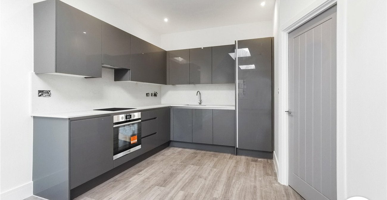 Flat Lowfield Street in Dartford