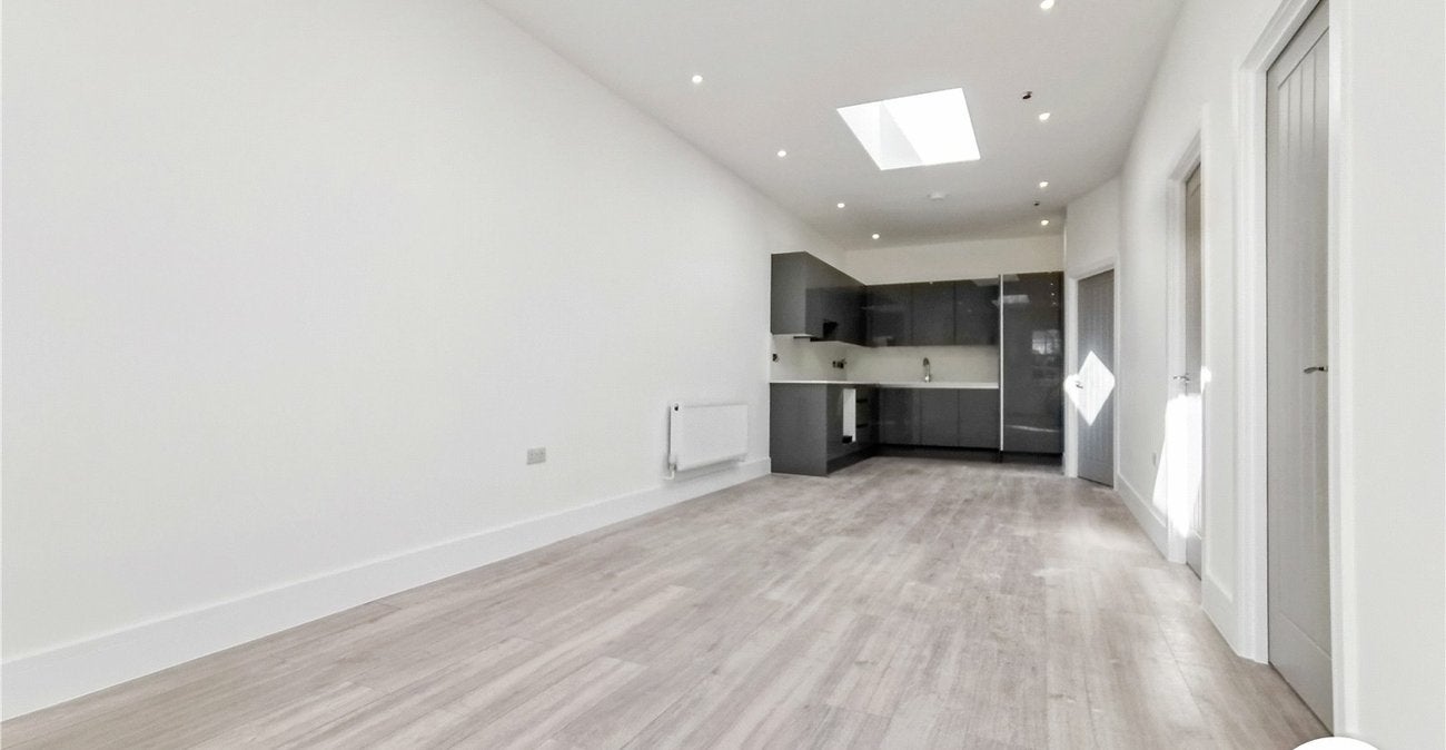 Flat Lowfield Street in Dartford