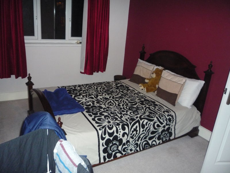 Room Hawthorn Drive in Greater London