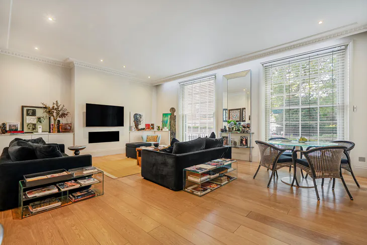 Flat Hyde Park Square in City of Westminster