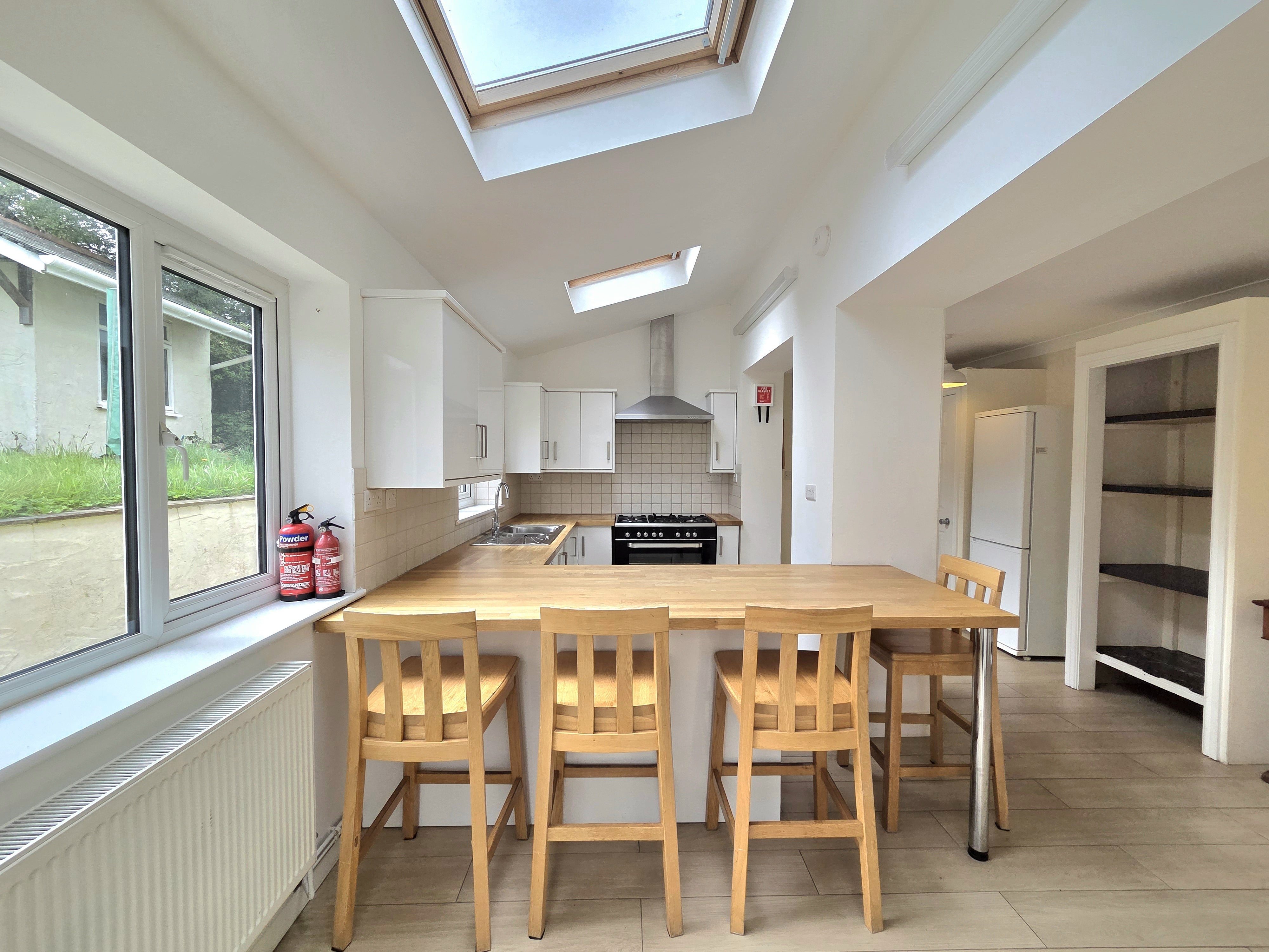 Flat Meadowbank Road in Falmouth