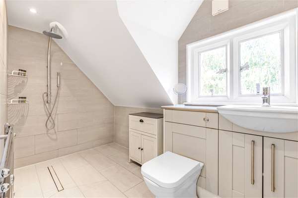 Flat Devey Close in Greater London