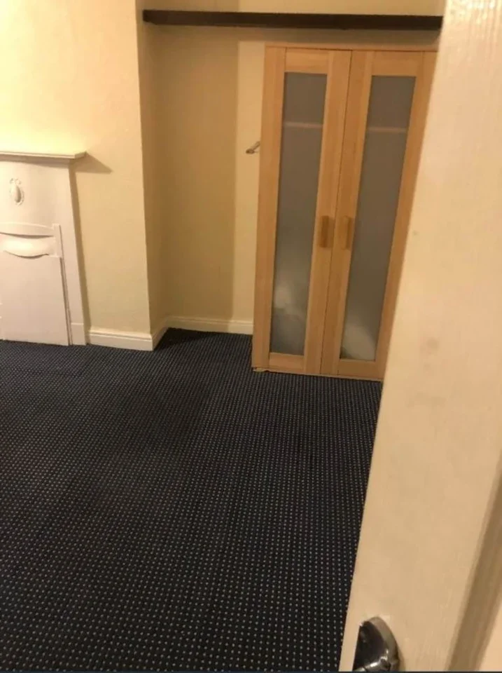 Room Eastern Avenue in Greater London