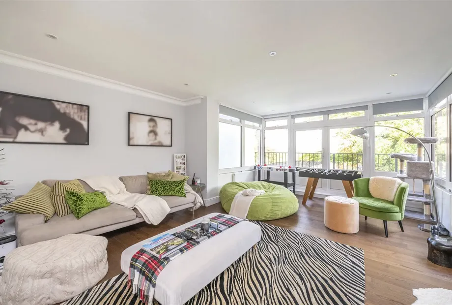 House Harley Road in Greater London