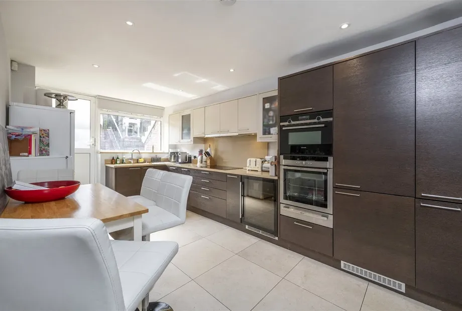 House Harley Road in Greater London