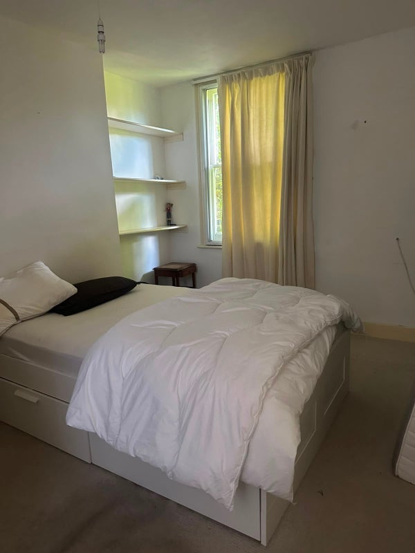 Room Eyot Gardens in Greater London