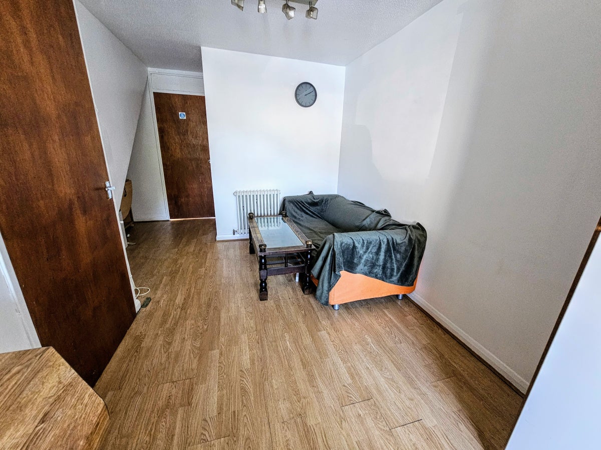 House Manor Waye in Greater London